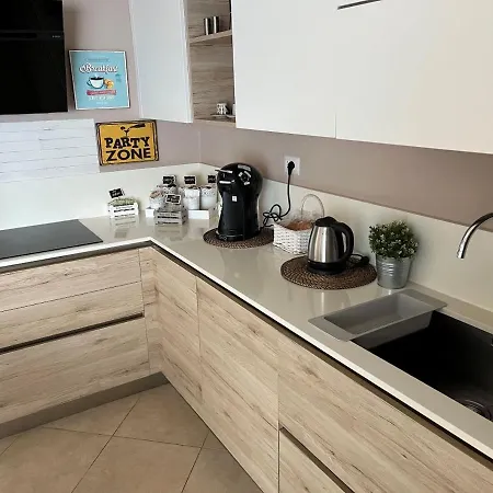 Sui Tetti Apartment *